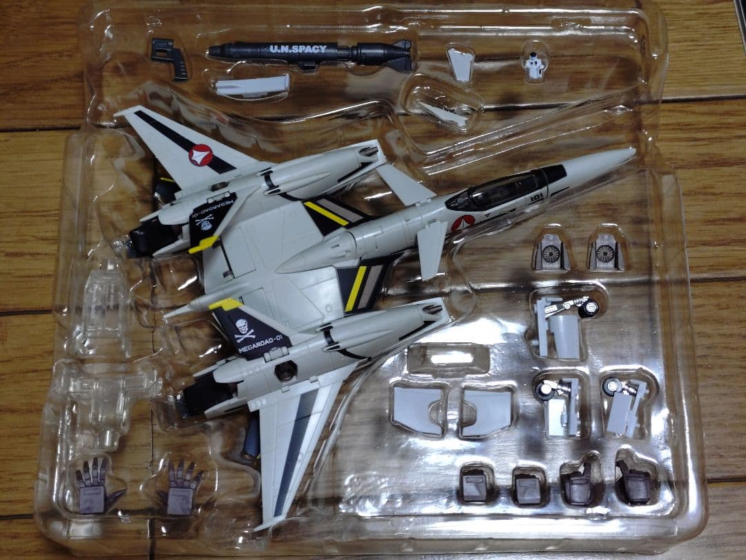 Hi-METAL.Rマクロス5点セット　グラージ、リガードミサイル他開封品