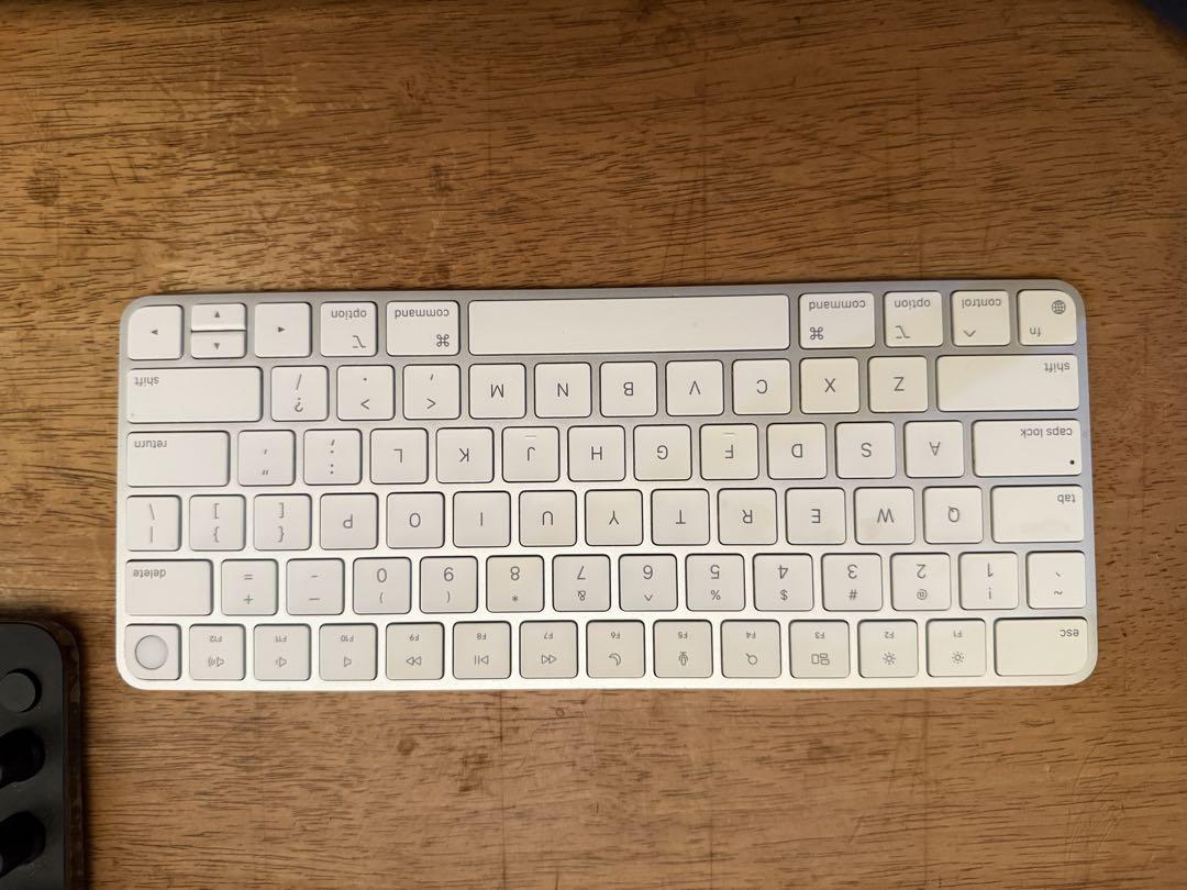 Apple ワイヤレスキーボード ホワイト