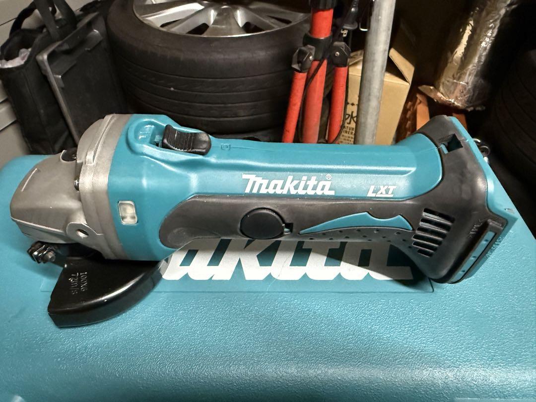 美品 makita GA402D ケース付き