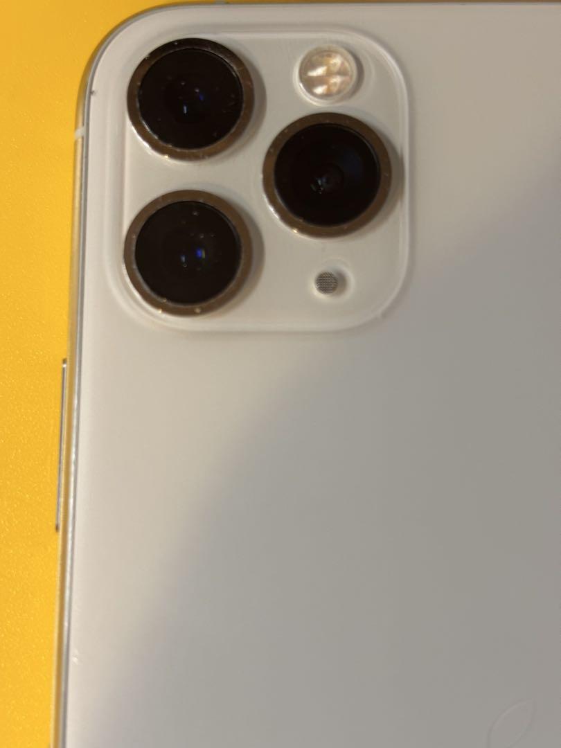 [美品]iPhone 11ProMax 256G (白)電池98% SIMフリー 美品]iPhone 11ProMax 256G (白)電池98% SIMフリー