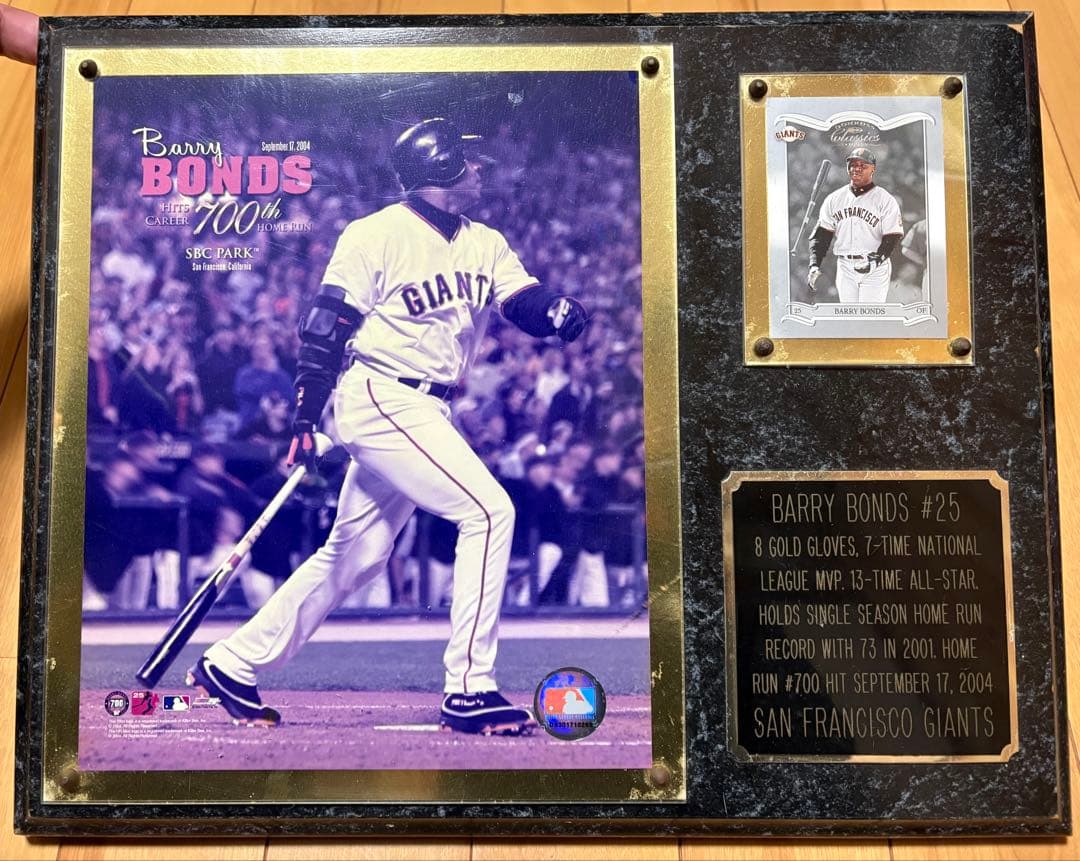 アメリカで バリー ボンズ 700本目ホームラン 記念プレート傷や汚れあり