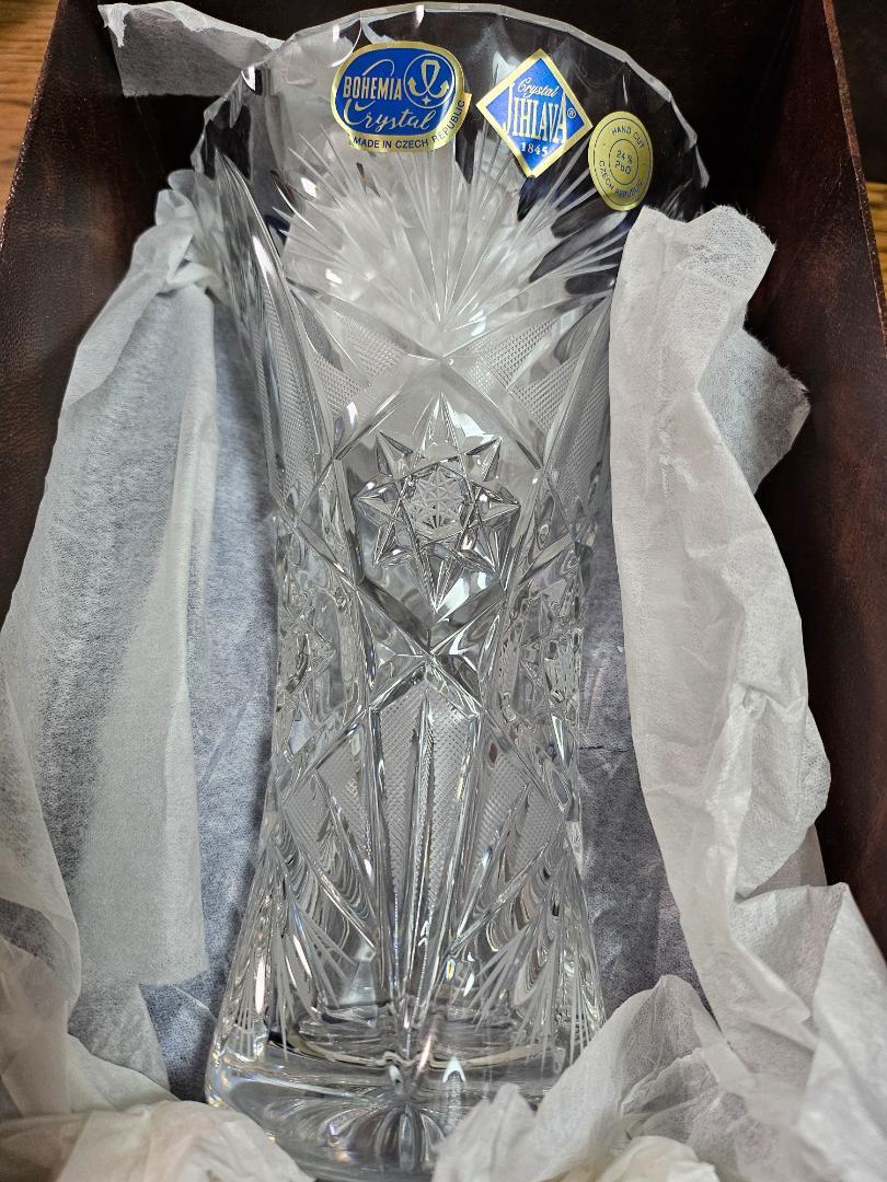 BOHEMIA CRYSTAL カットクリスタル花瓶