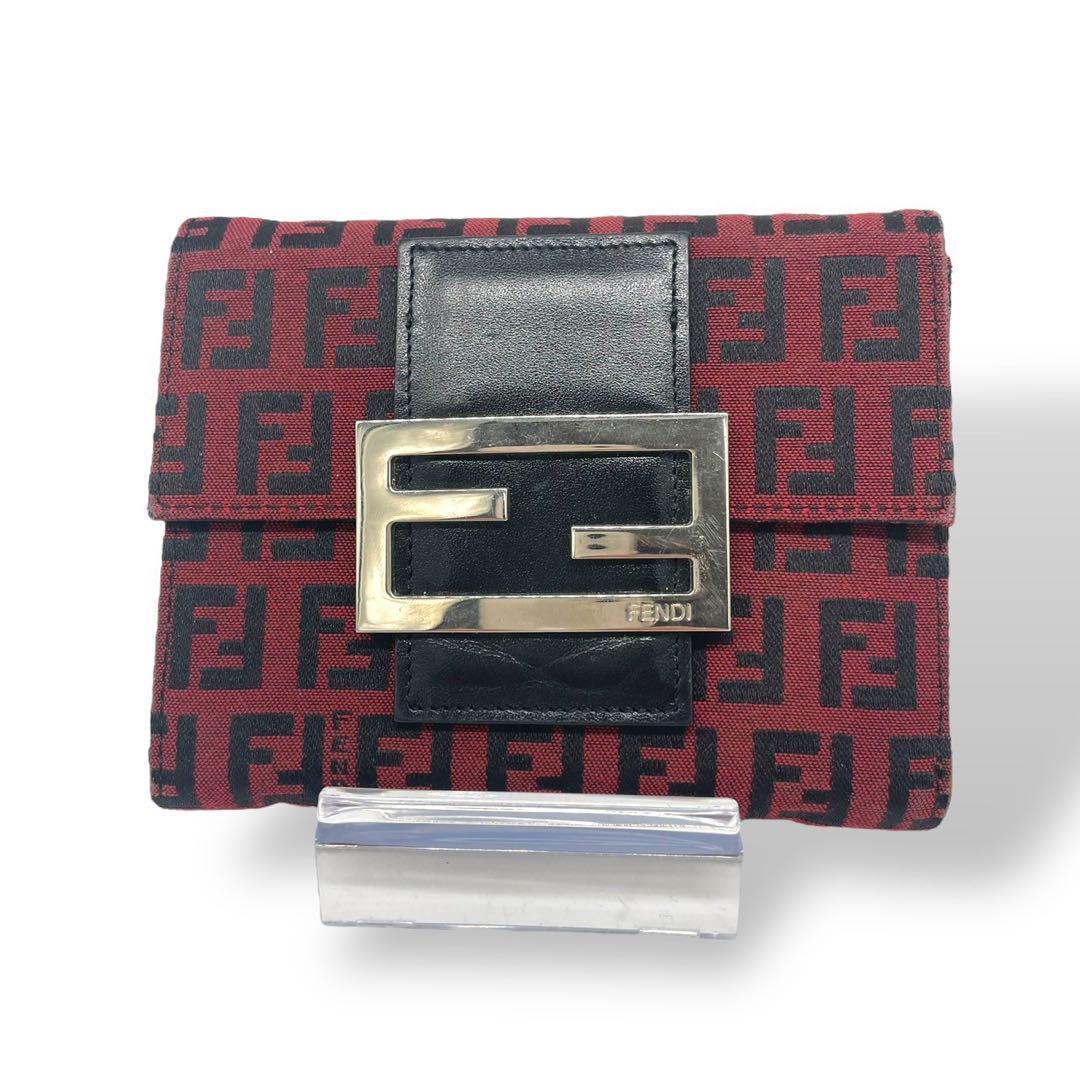 公式の店舗 FENDI フェンディ レザー ズッカ柄 マンマバケット 折り財布 小物