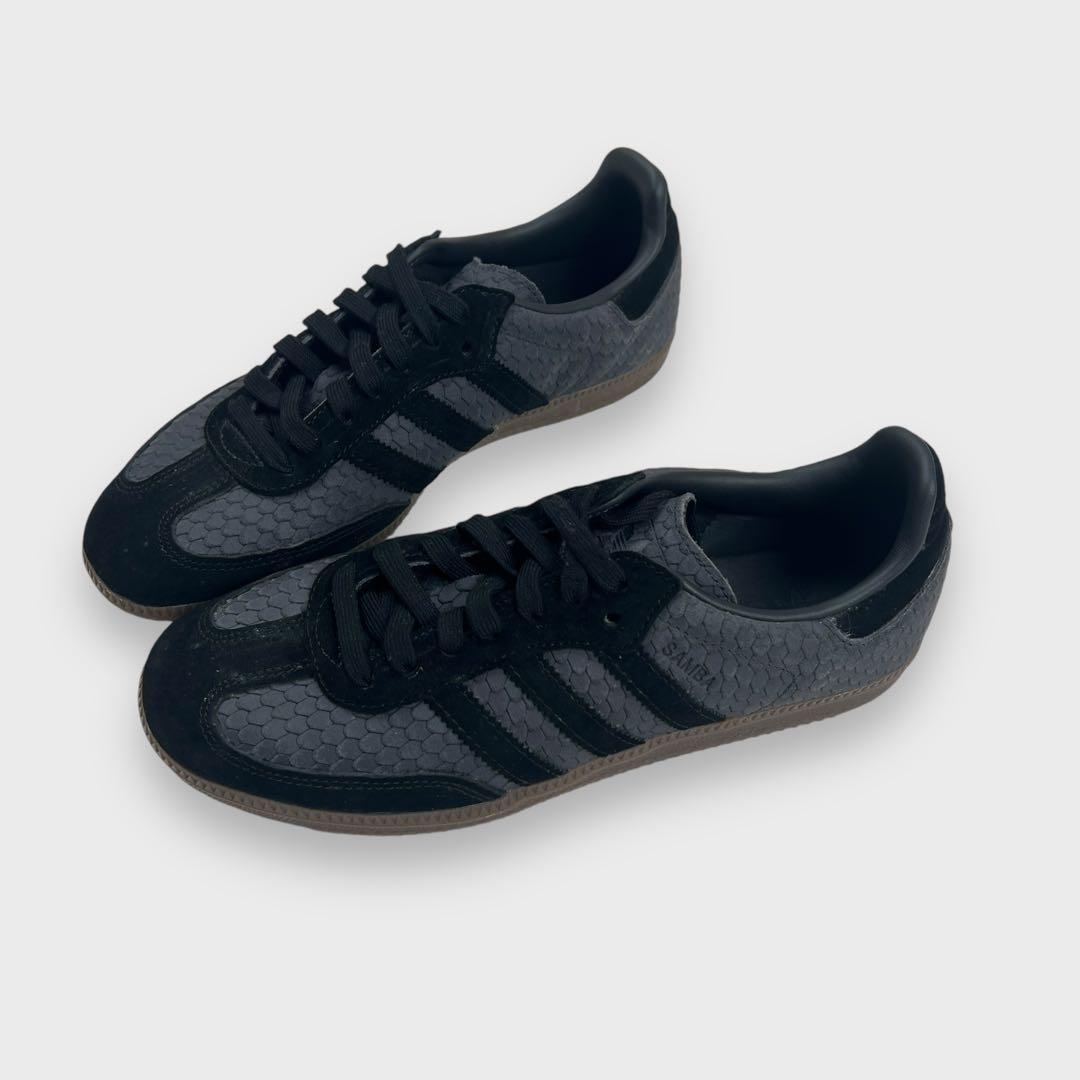 adidas SAMBA アディダス　サンバ　ブラック　パイソン