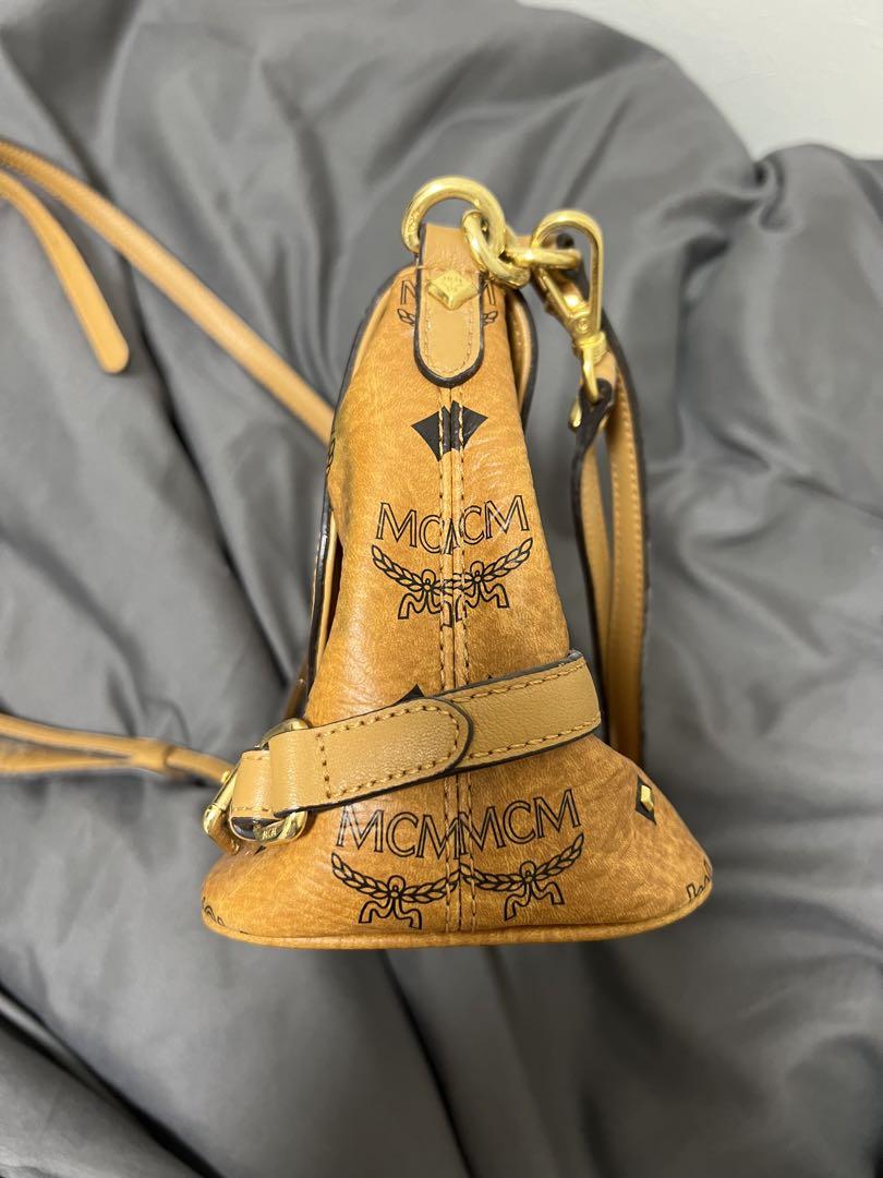 MCM ショルダーバッグ
