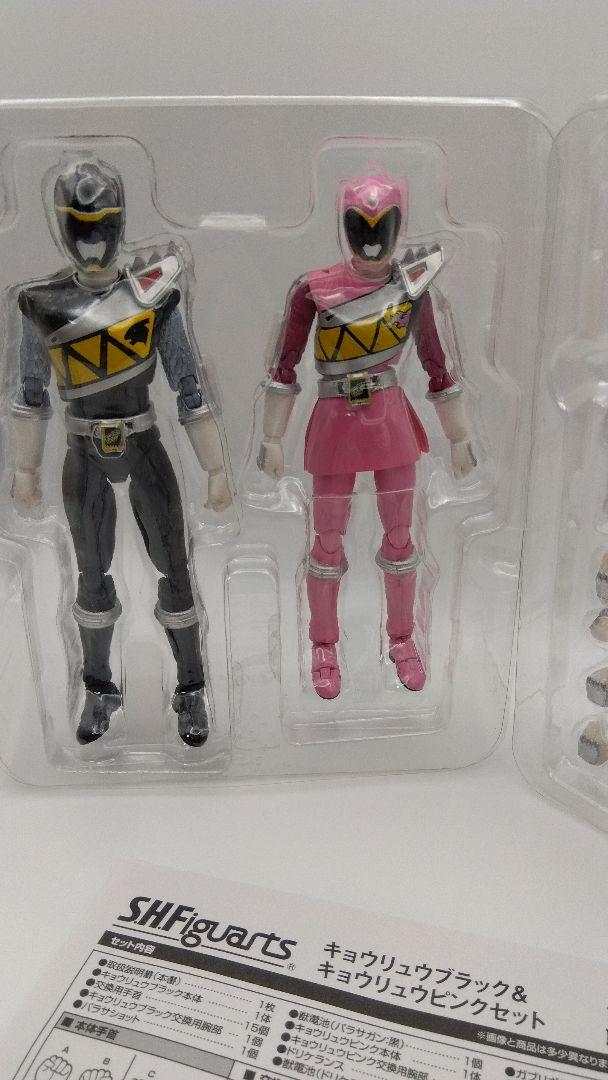 S.H.Figuarts キョウリュウブラック＆キョウリュウピンク - メルカリ