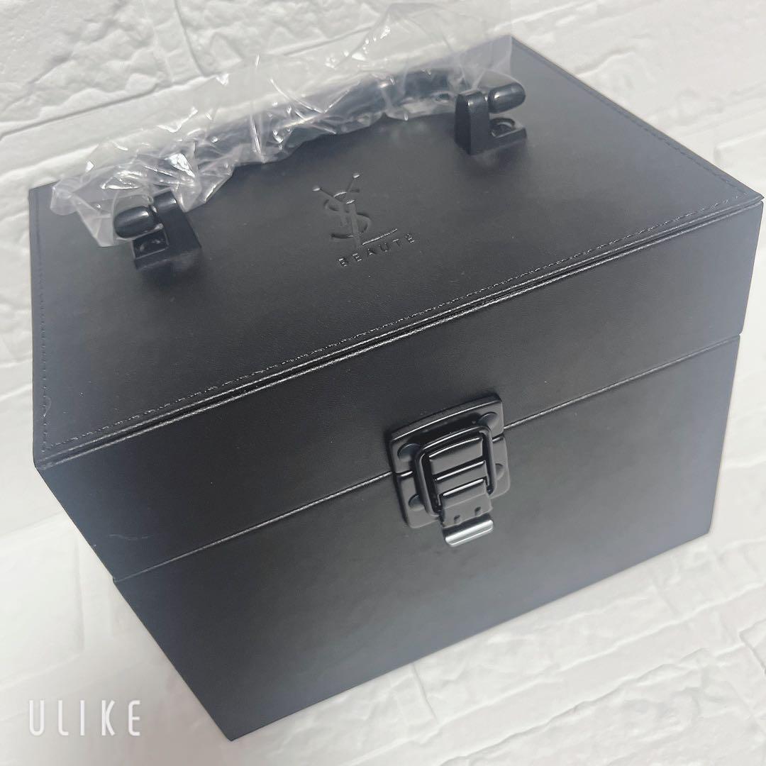 新品未使用 YSL イヴサンローラン バニティ