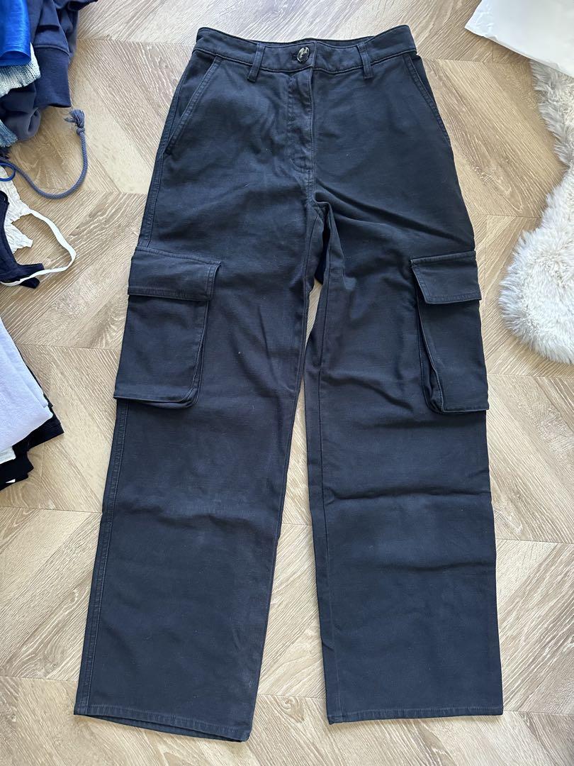 aritzia wilfred free ブラック カーゴパンツ