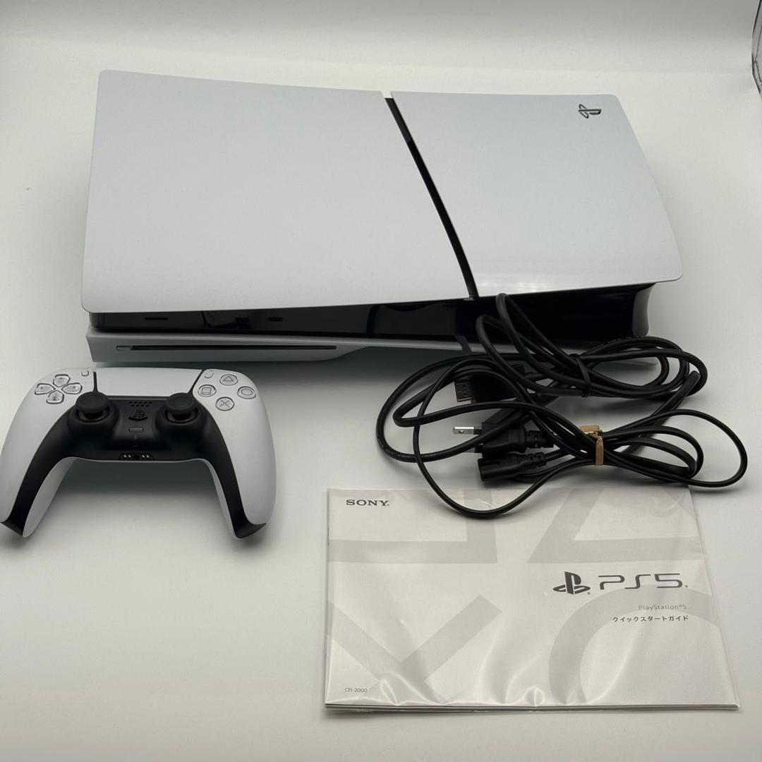 PS5 CFI-2000A ディスクドライブ搭載モデル　付属品あり