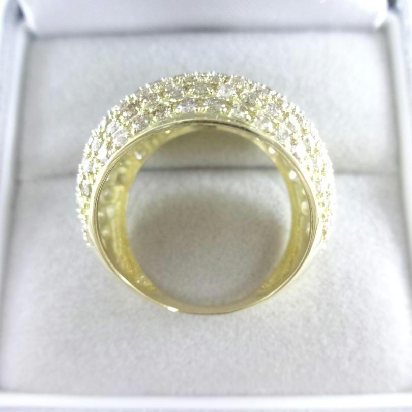 【美品】3.00ct　ダイヤモンド　パヴェセッティング　リング　K18