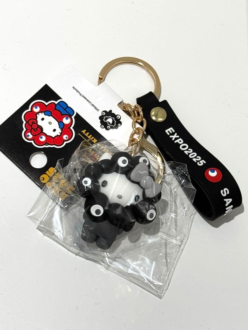 関西万博 サンリオ 立体マスコットキーホルダー　黒ミャクミャクキティ