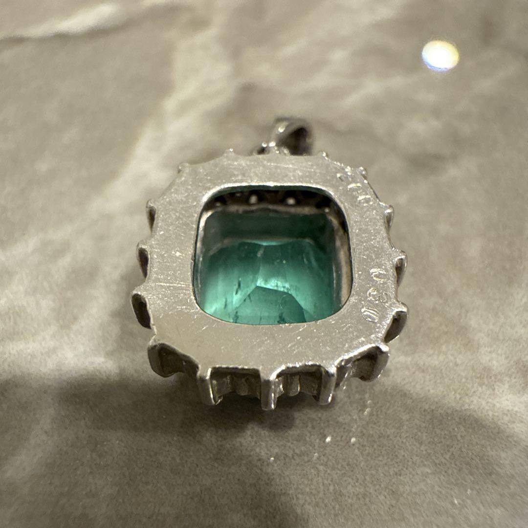美品2.00ct 0.30ct天然エメラルド　ネックレストップ