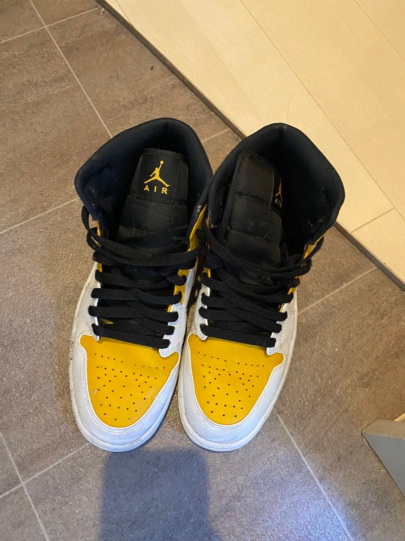 ナイキ AIR JORDAN 1 MIDエアジョーダンミッド 　27