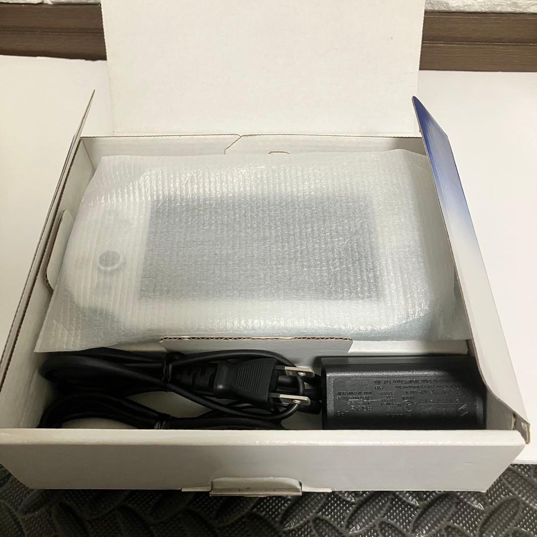 完品 プレイステーションVita pch-2000 本体 ライトブルー/ホワイト 完品 プレイステーションVita pch-2000 本体 ライトブルー/ホワイト