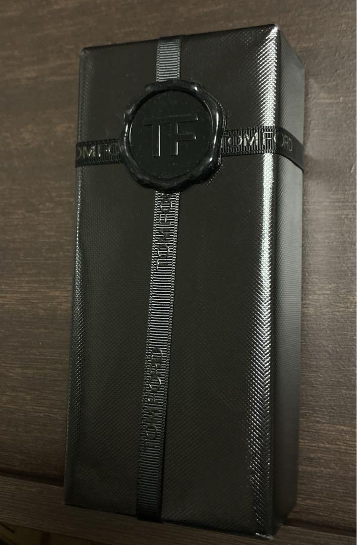 ✨TOM FORDブラックオーキッドハイドレイティングエマルジョンボディクリーム