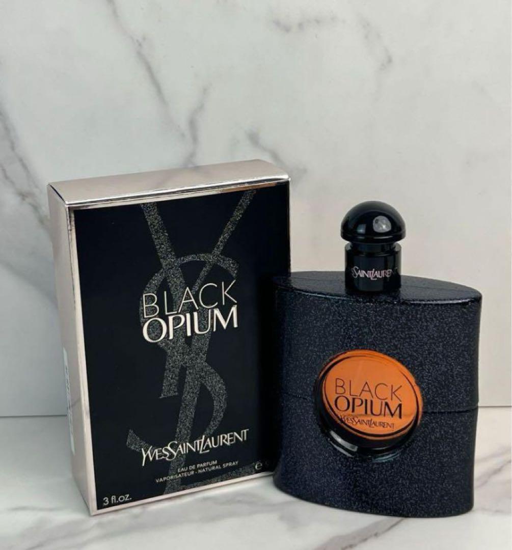 新品未開封 イヴ サンローラン ブラックオピウム　オーデパルファム 90ml