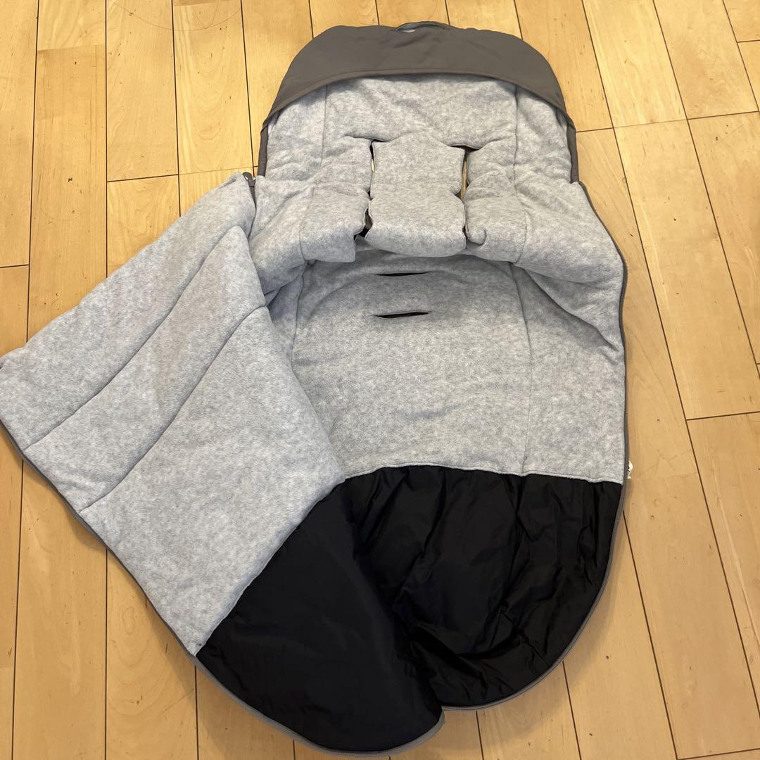 バガブー　フットマフ　正規品　美品です。