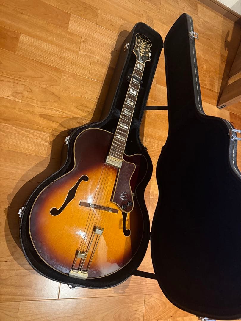 Epiphone サンバースト ギター