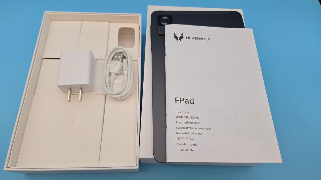 美品●「HEADWOLF FPad5」8.4インチ/Helio G99/LTE