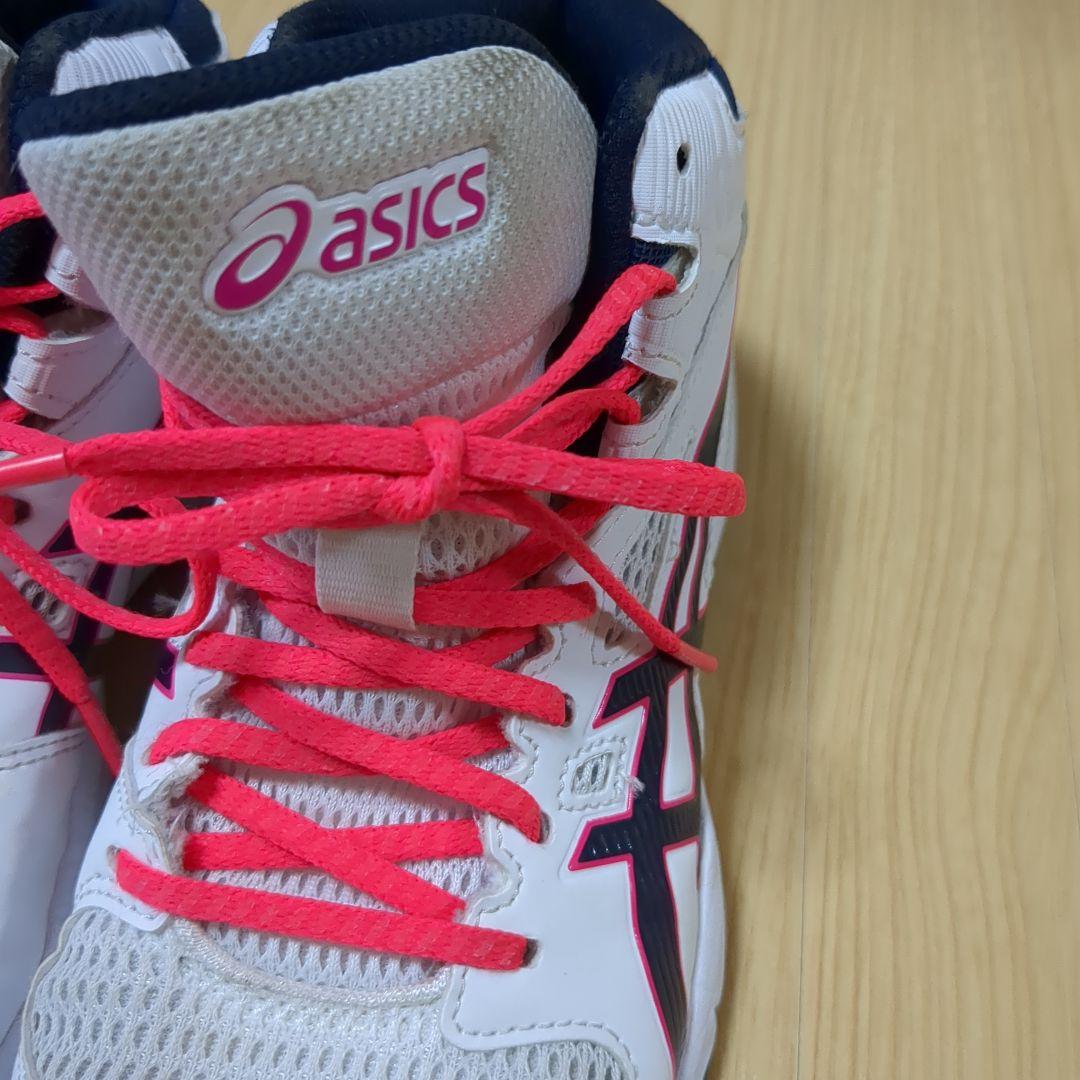 asics バスケットボールシューズ ホワイト/ピンク ASICS バスケットシューズ ホワイト/ピンク - メルカリ