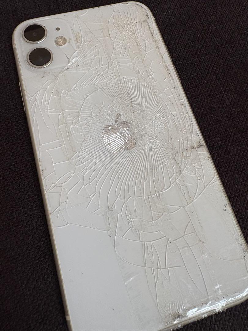 Apple iPhone11 ホワイト