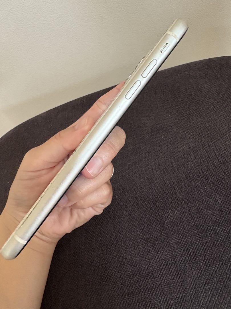 Apple iPhone11 ホワイト