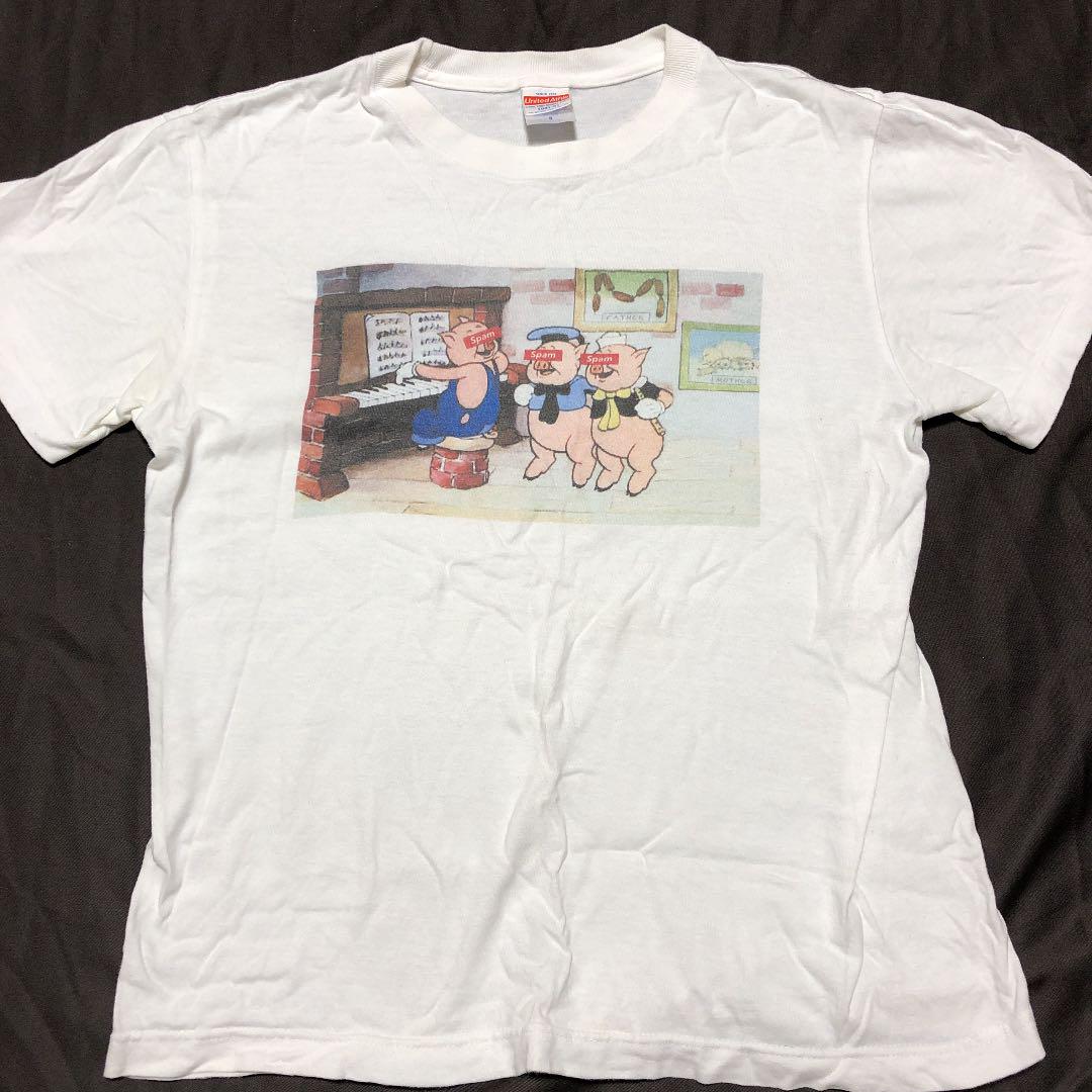 シュプリームのようなtシャツ