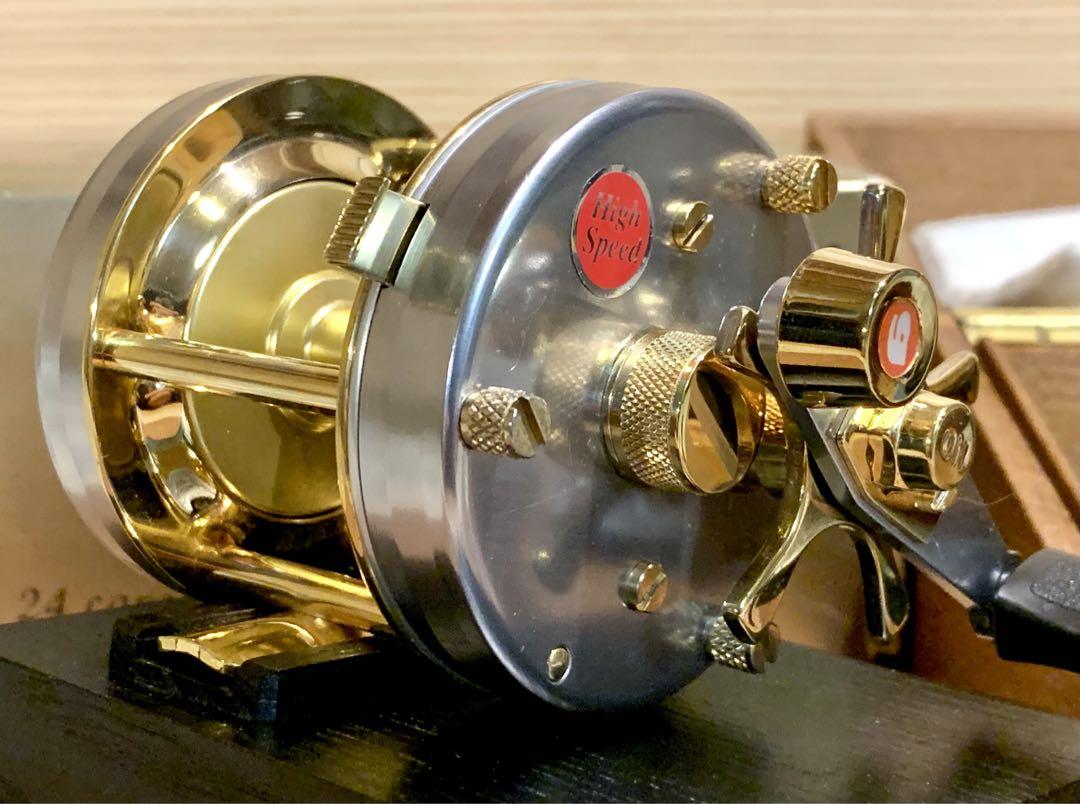 未使用品】アブ アンバサダー 5500CDL シルバーブルー 魚屋別注
