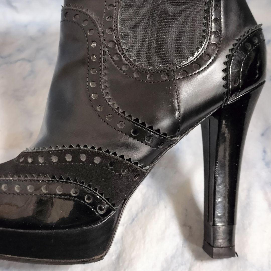 GUCCI メダリオン サイドゴアブーツ レザーハイヒール ブラック レディース GUCCI メダリオン サイドゴアブーツ レザーハイヒール ブラック レディース