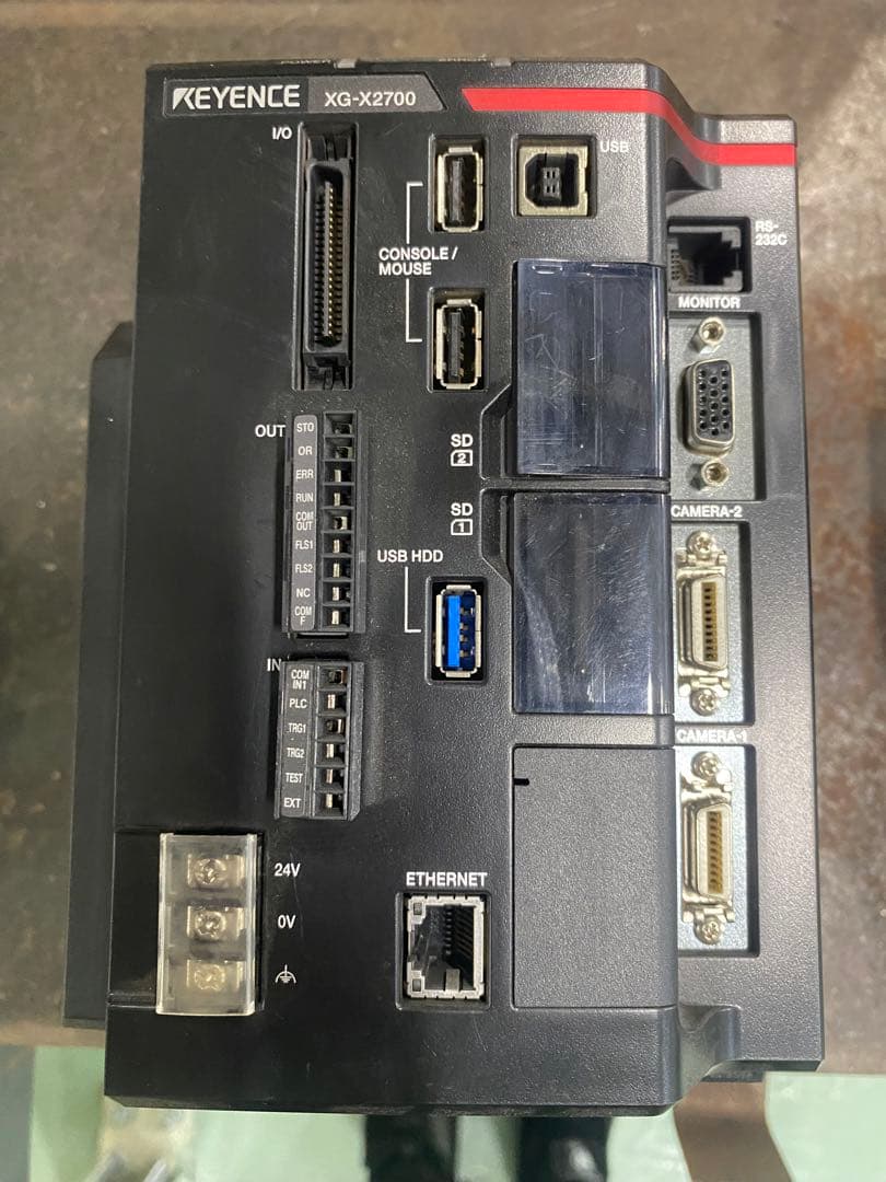 Keyence XG-X2700 500万画素カメラ対応コントローラ通電確認済み