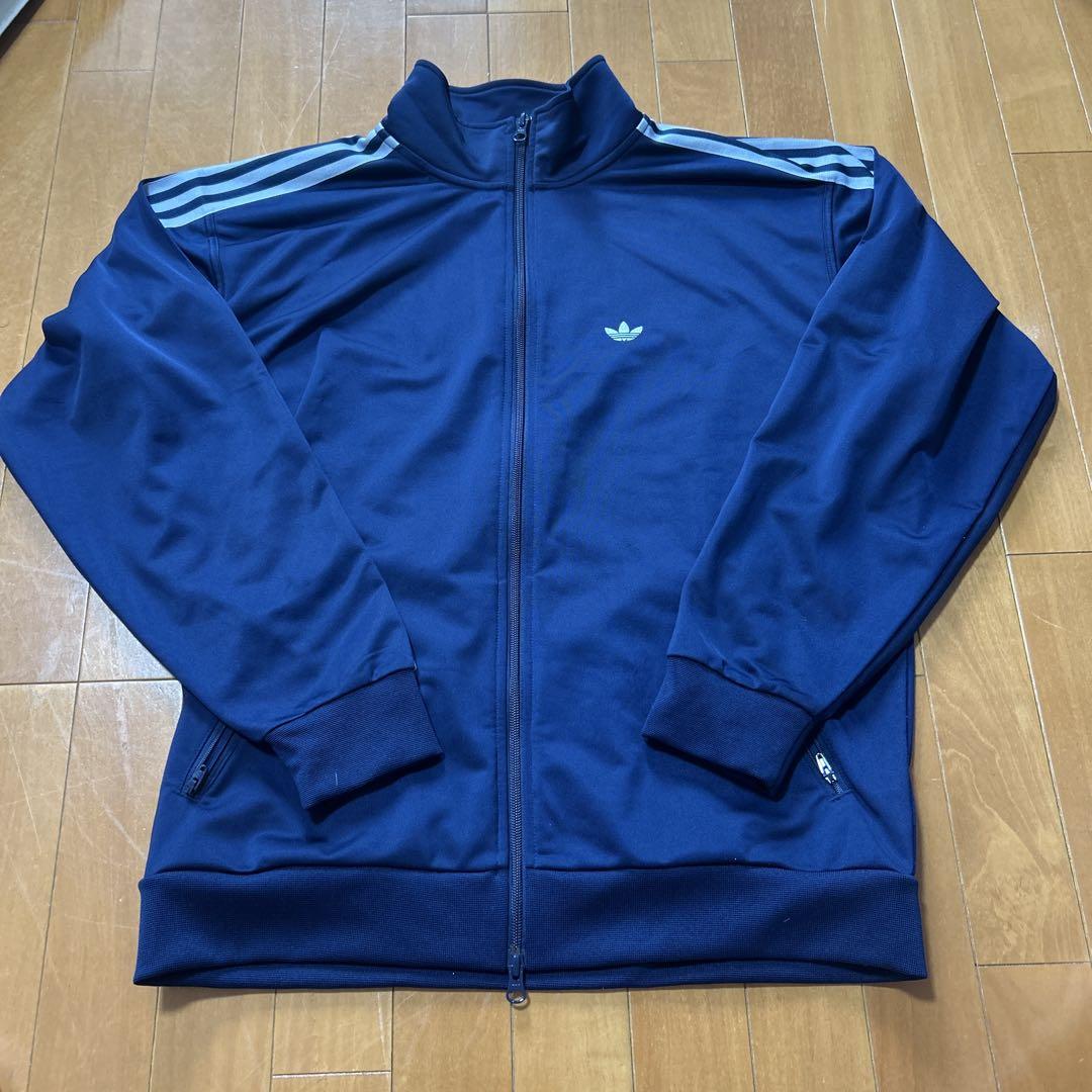 adidas トラックジャケット