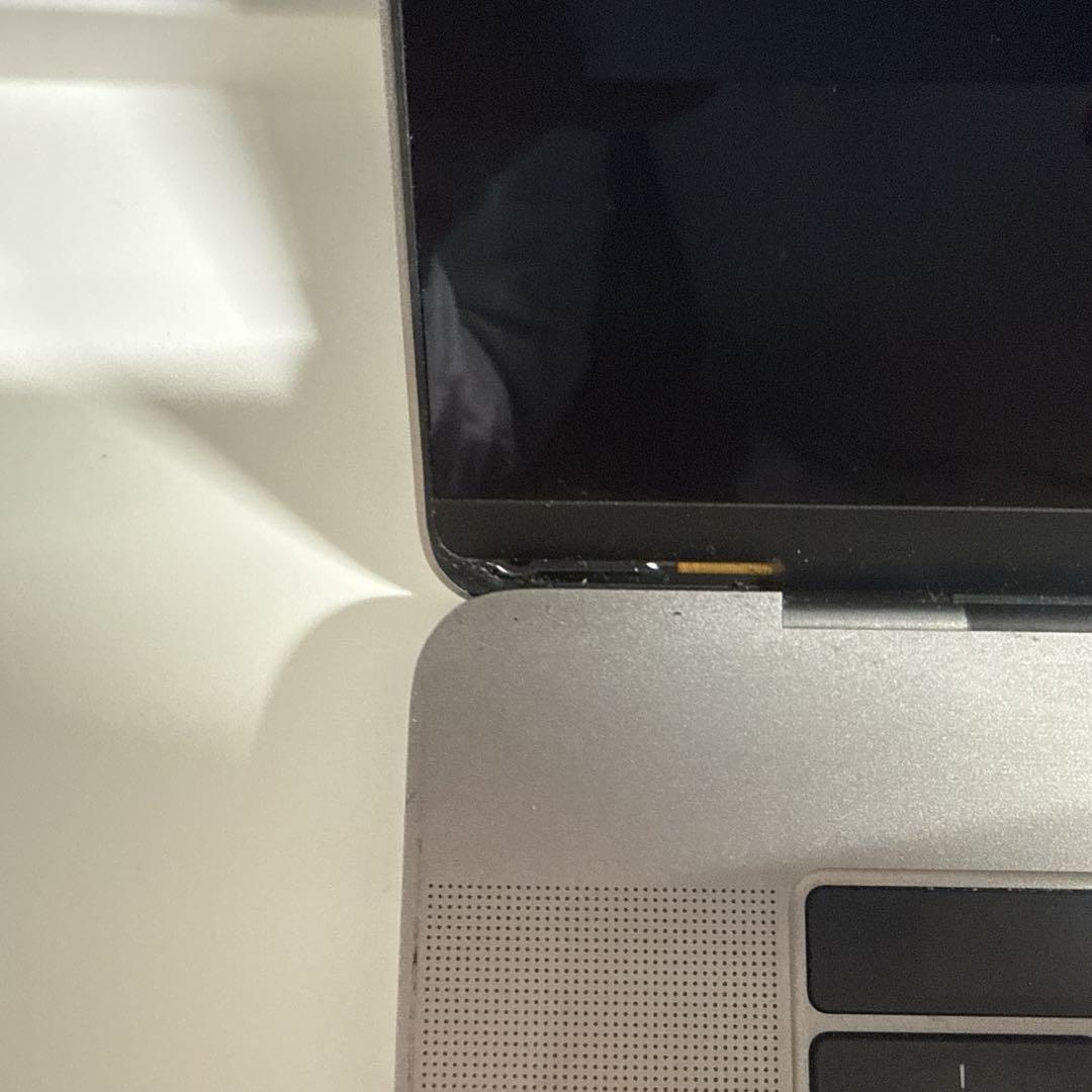 MacBook