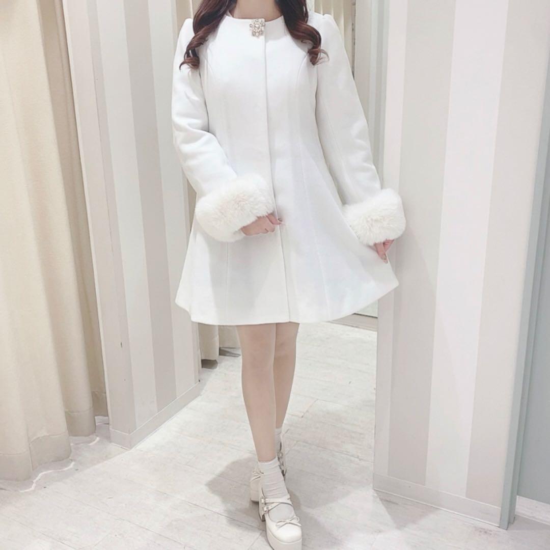 evelyn ビジューコート 2025 ホワイト Mサイズ ティペットM evelyn