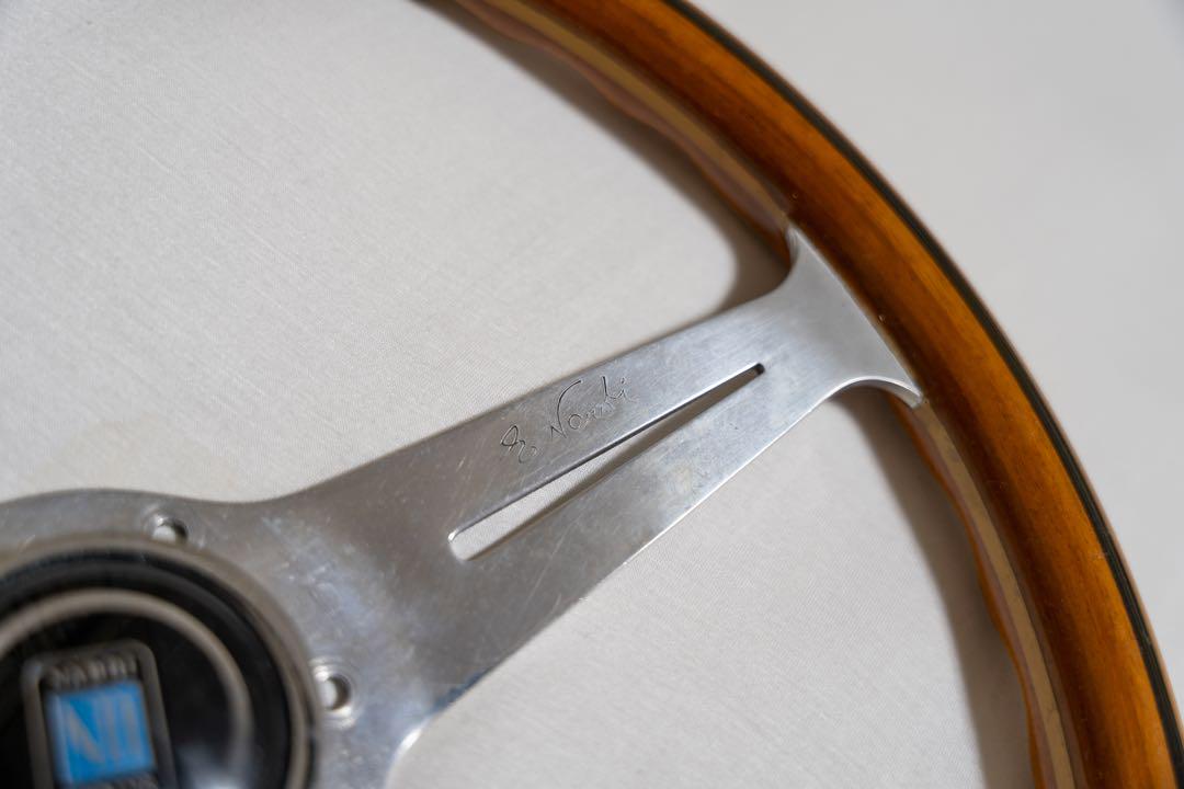 ナルディ NARDI クラシック 36φ ウッドステアリング