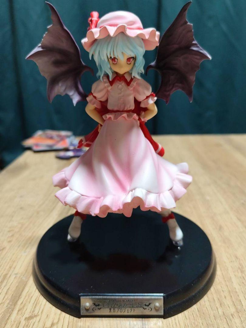レミリア・スカーレット フィギュア アニメイト限定　約17cm