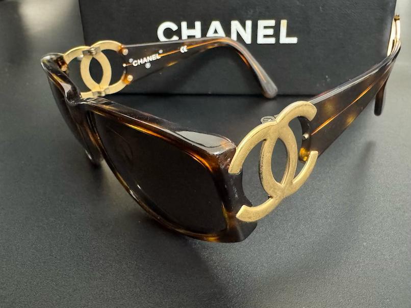 CHANEL サングラス CCロゴ