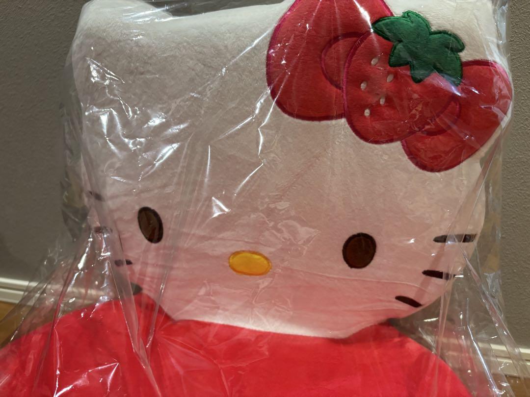 未使用 2012年 HELLO KITTY 折りたたみ 座椅子 いちご