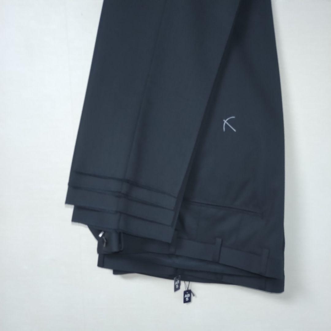 2パンツスーツ　新品AB5サイズ