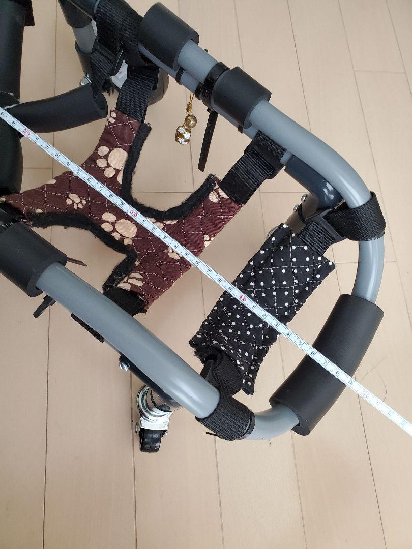 小型犬用車椅子　小型犬歩行器　小型犬歩行リハビリ