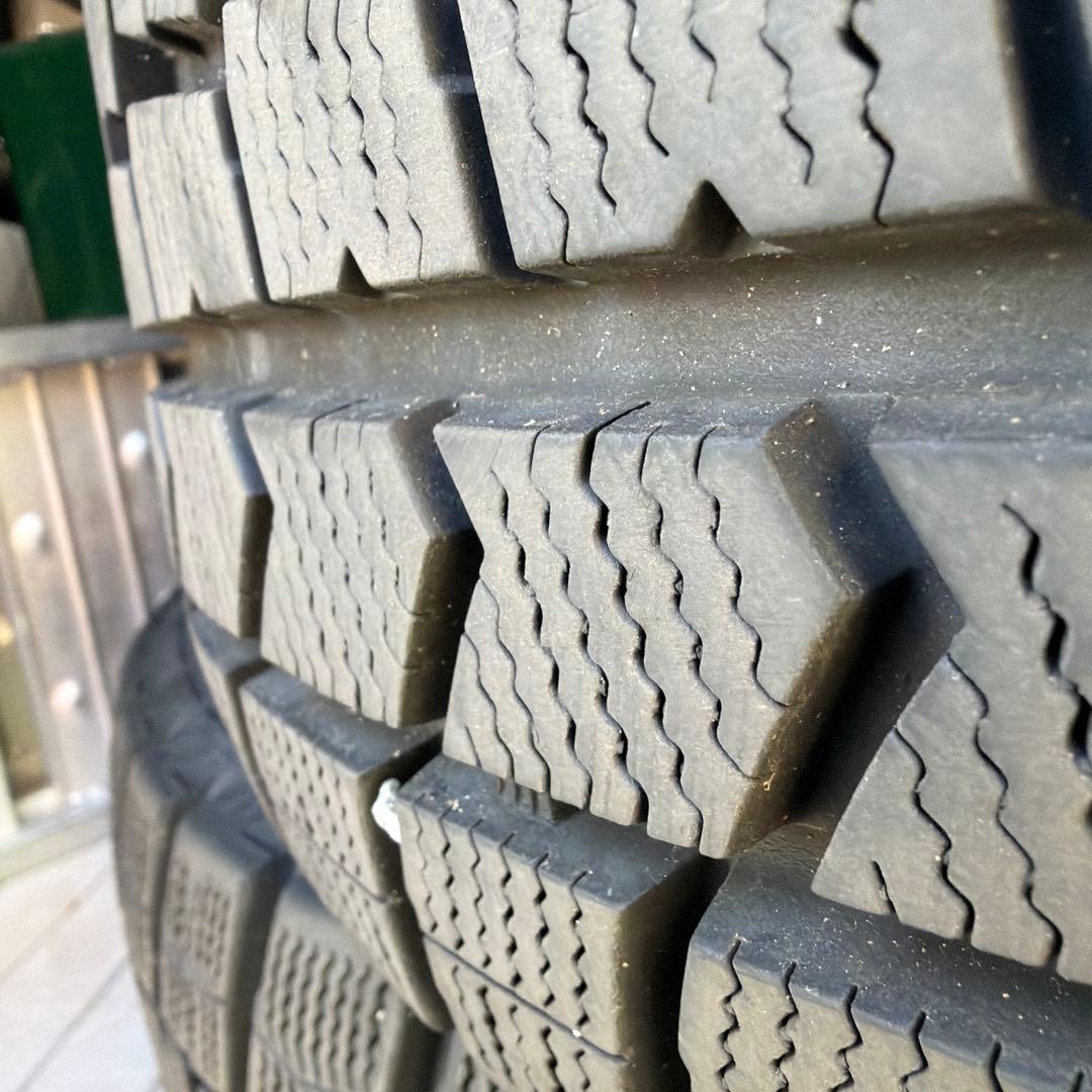 215/60R16 ヨコハマ 四本セット 2023年 215/60R16 ヨコハマ 四本セット 2023年