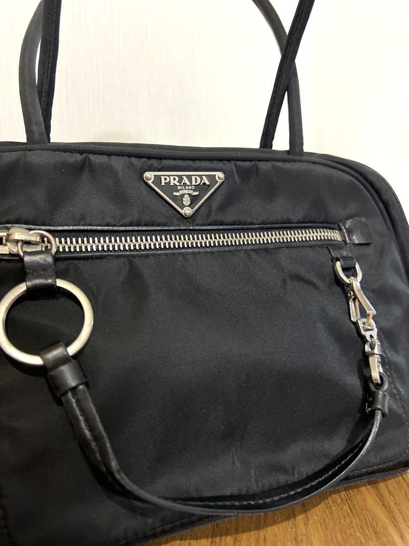 美品　プラダ　PRADA バッグ　ナイロン