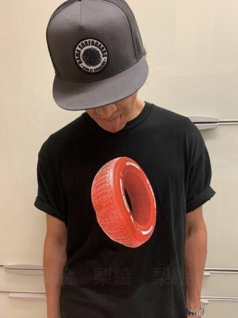 キムタク着　同柄同色　SUPREME 　 Tire Tee　　タイヤ　Tシャツ キムタク着 同柄同色 SUPREME Tire Tee タイヤ Tシャツ