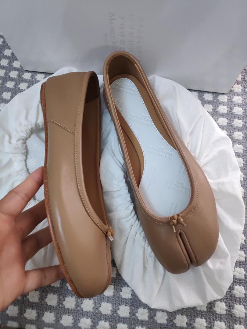 メゾンマルジェラ ベージュ レザートゥシューズ フラットシューズ 3825cm Maison Margiela MERCADOAVALIA_COM_BR