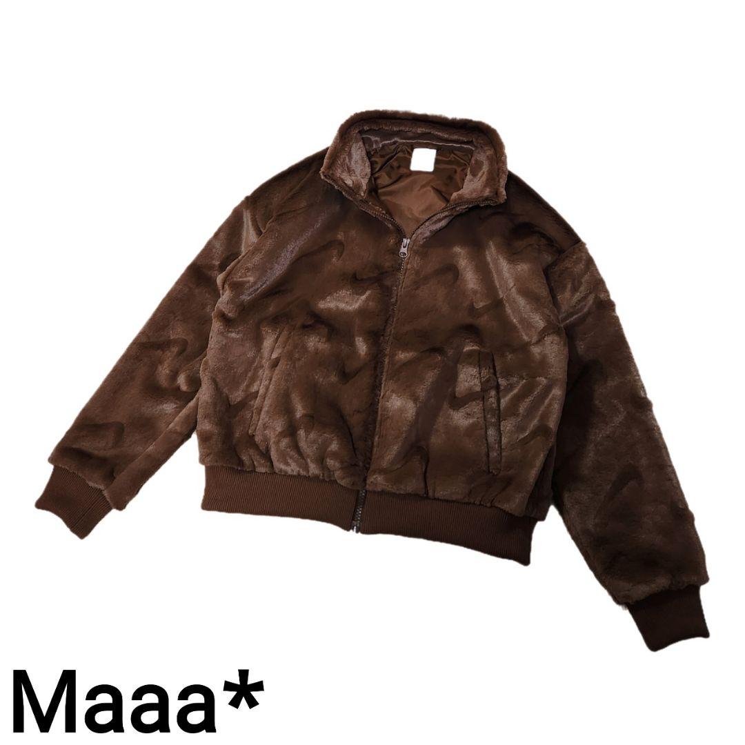 NIKE　KIDS　フェイクファー　スウォッシュ　総柄　ジャケット　アウター