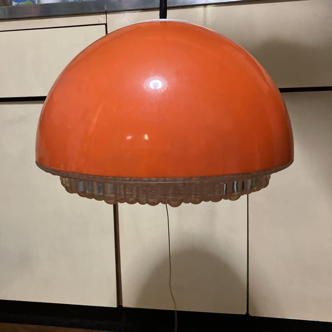 昭和レトロポップ　オレンジりんご柄　ボンボン付き　シェード　電気傘 昭和レトロポップ オレンジりんご柄 ボンボン付き シェード 電気傘