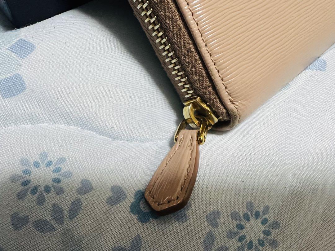 【SALE価格】PRADA 長財布 ピンクベージュ カメオ