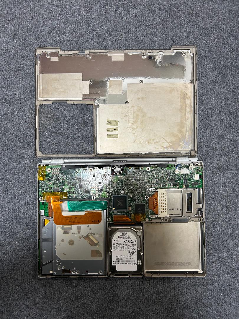 PowerBook G4 550MHz 512Mb 30Gb OS9専用機