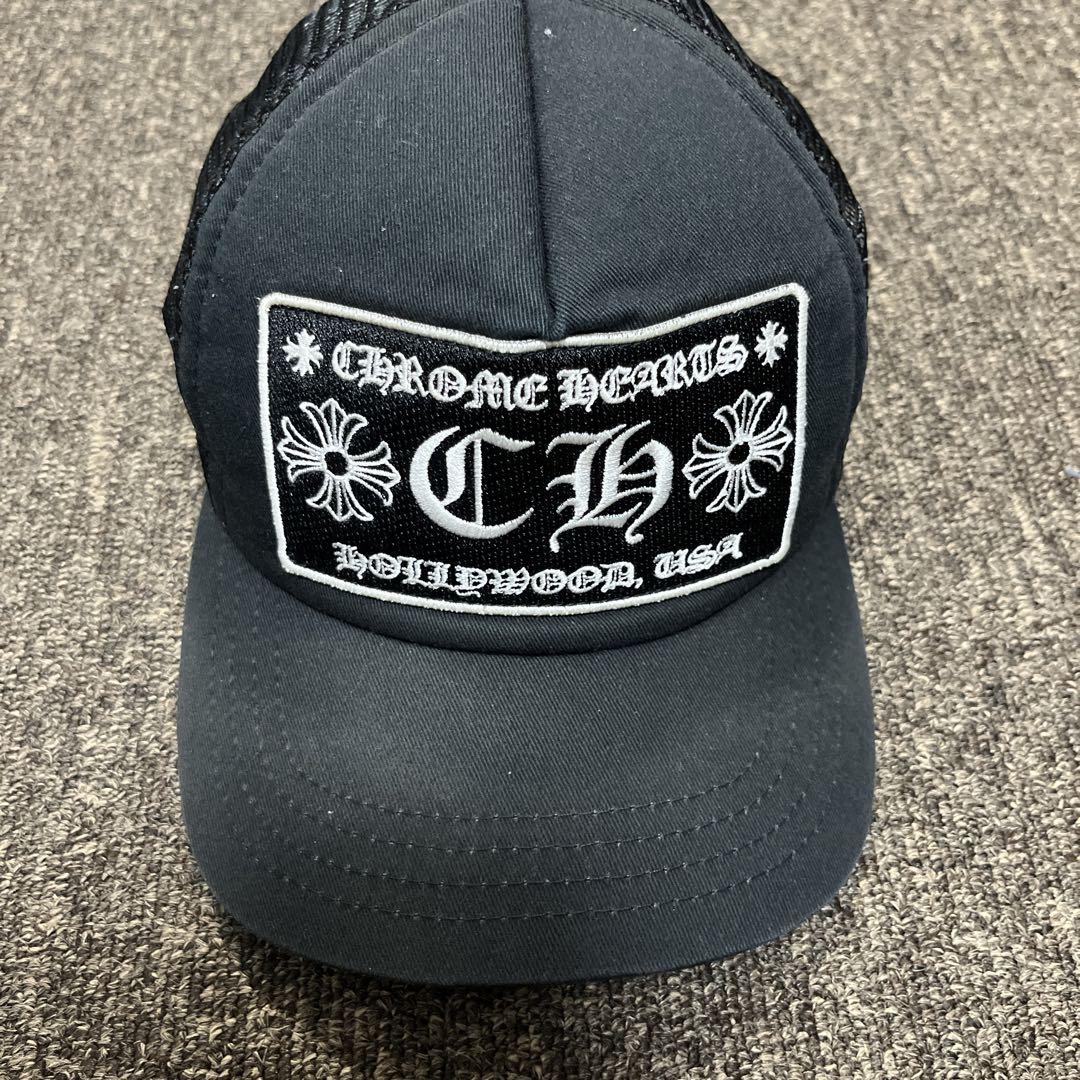 CHROME HEARTS ブラック トラッカーキャップ