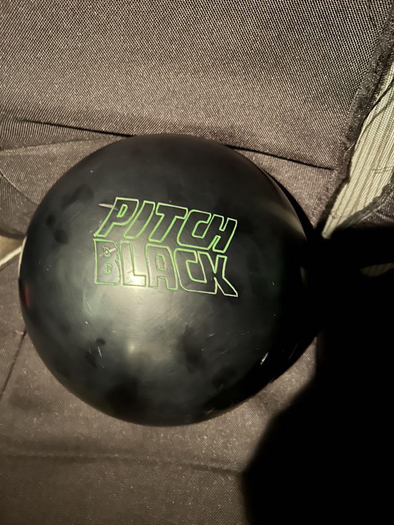 PITCH BLACK ボウリングボール 5,220円