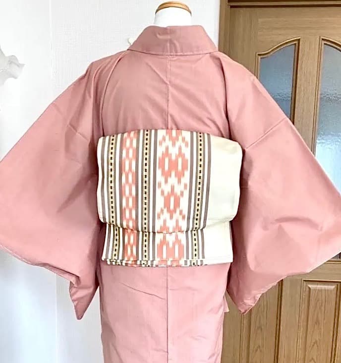 正絹紬 色無地 着物 温かみある優しいお色合い はんなり紬